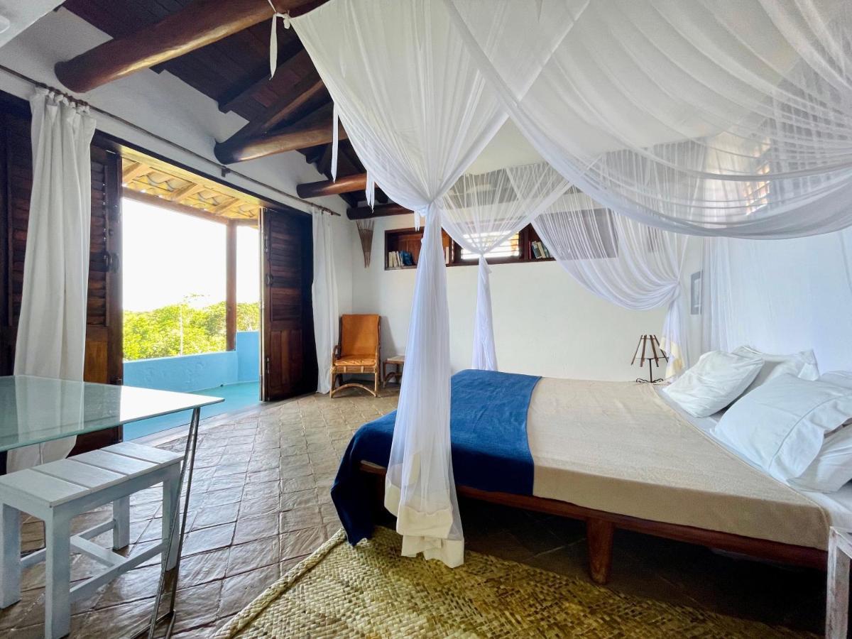 Bed and Breakfast Espelho Bahia Blue House Прая-ду-Эспелью Экстерьер фото