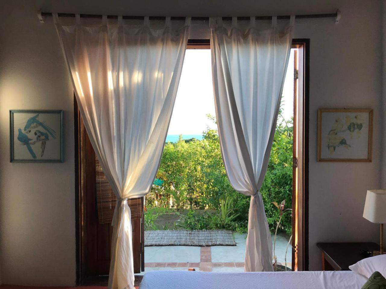 Bed and Breakfast Espelho Bahia Blue House Прая-ду-Эспелью Экстерьер фото